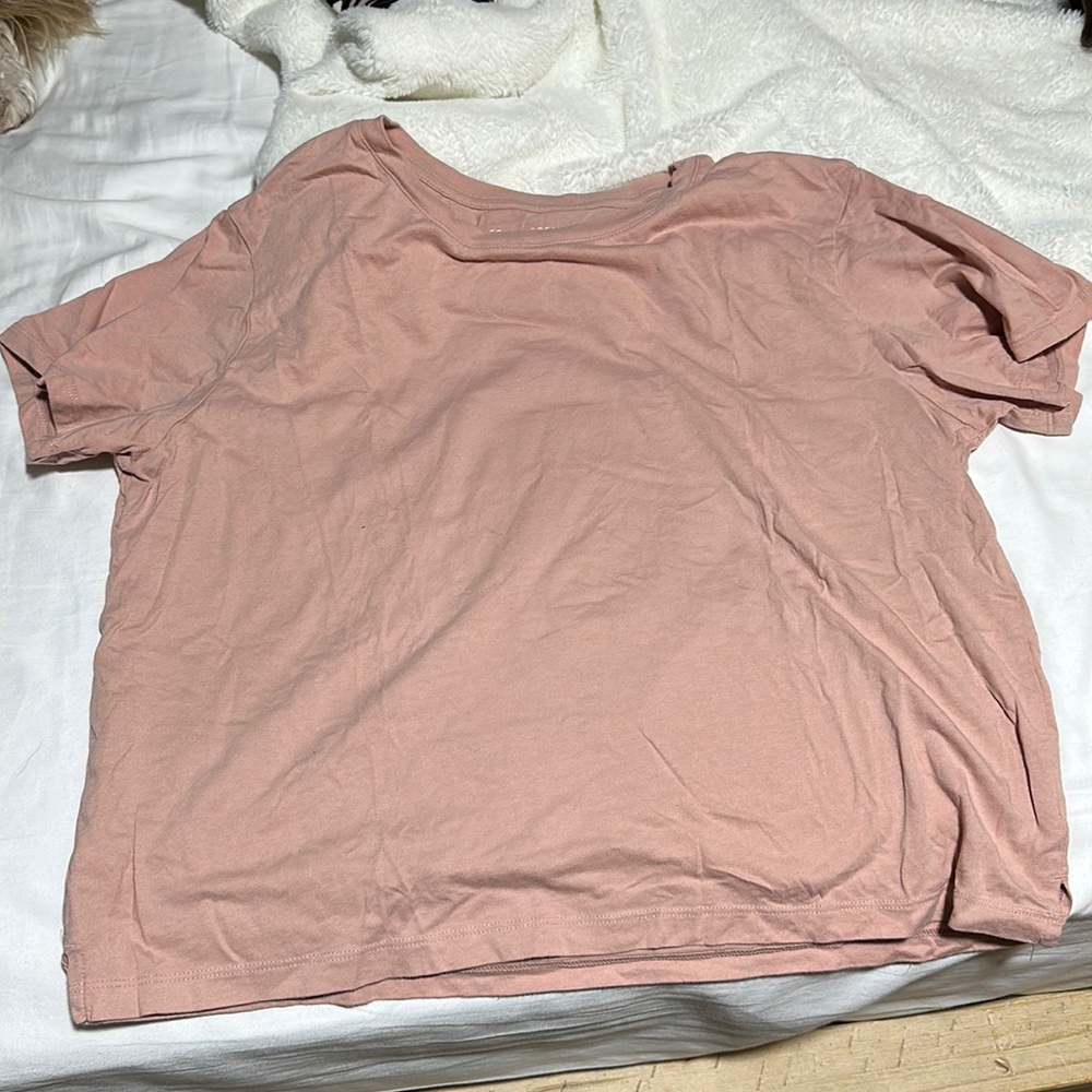 Free Assembly Women’s Tee